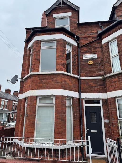 Stylish, Spacious And Central 4 Bedroom House Belfast Kültér fotó