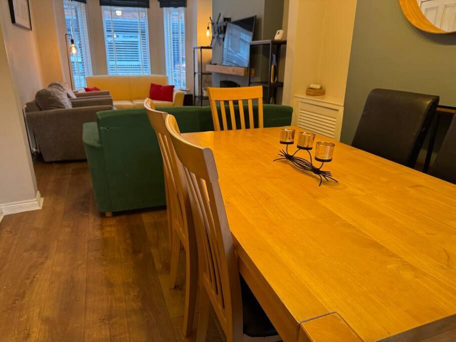 Stylish, Spacious And Central 4 Bedroom House Belfast Kültér fotó